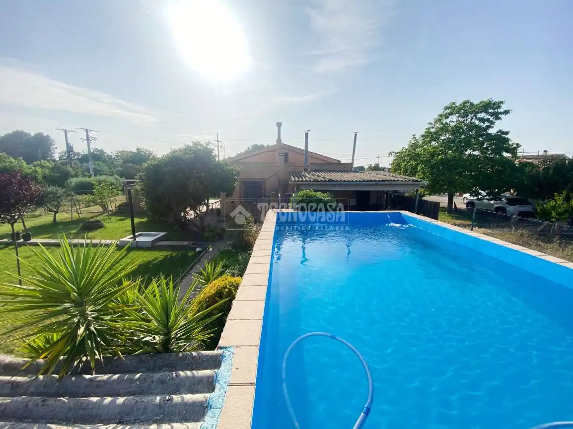 Piscina de Casa o chalet en venta en Zaragoza con Terraza y Trastero
