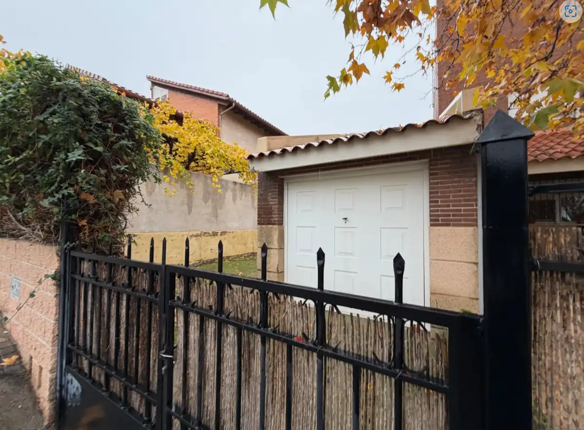 Exterior view of Houses for sale in Toledo  with Private garden