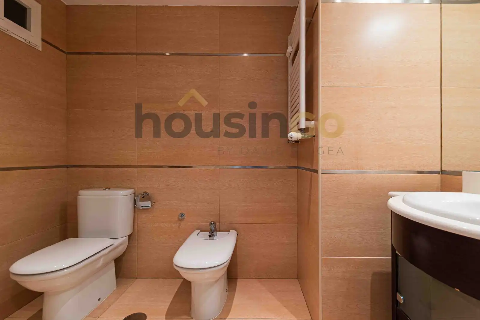 Badezimmer von Wohnung zur Miete in Madrid mit Klimaanlage, Heizung und Parkett