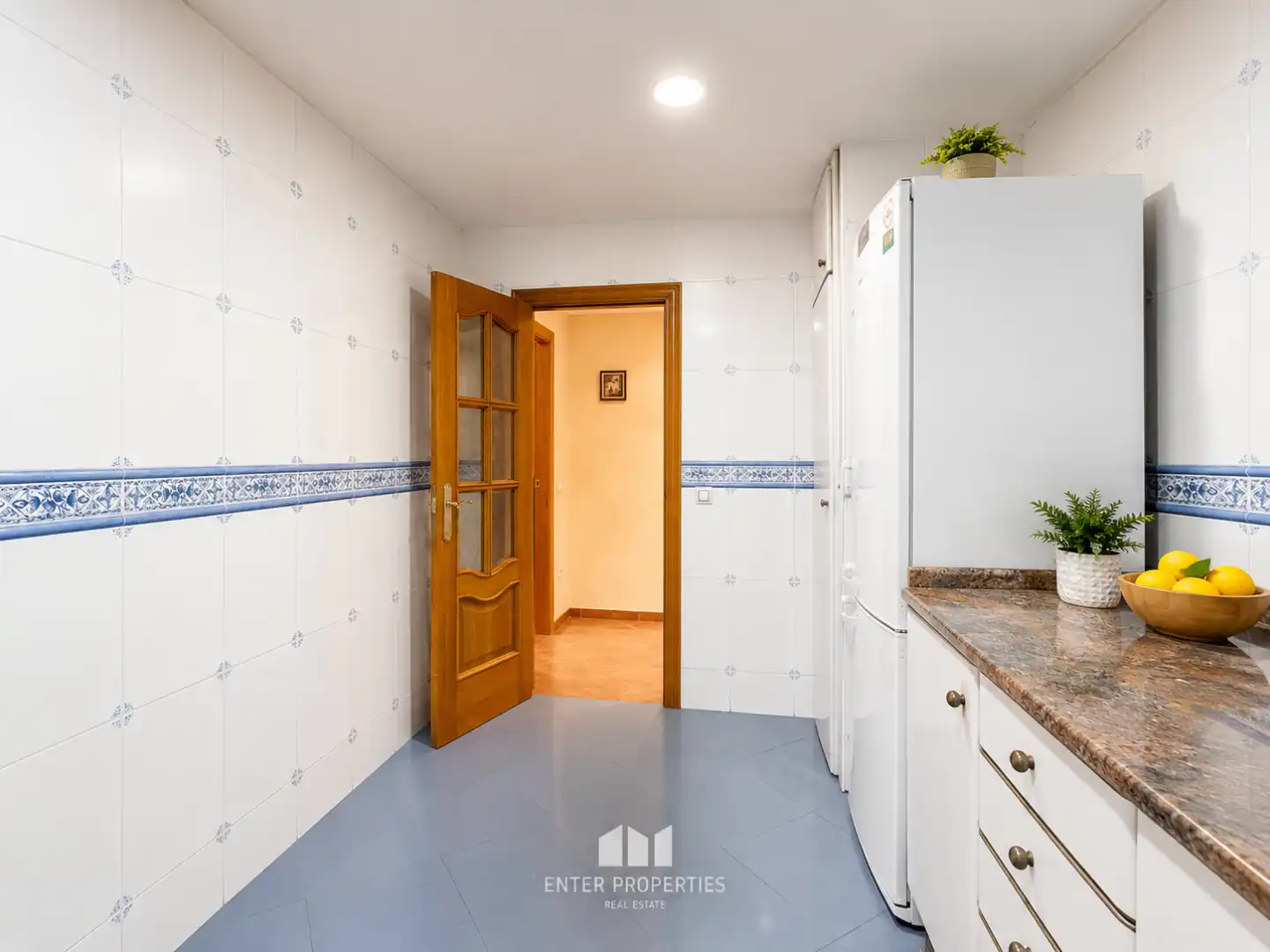 Cuina de Pis en venda en Serra amb Aire condicionat, Calefacció i Traster
