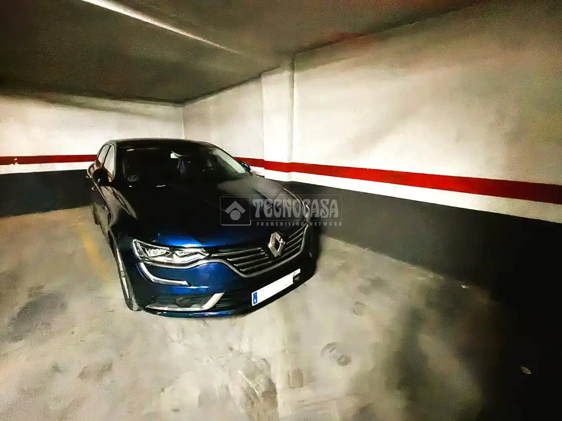 Parking de Piso en venta en Quart de Poblet con Aire acondicionado, Trastero y Balcón