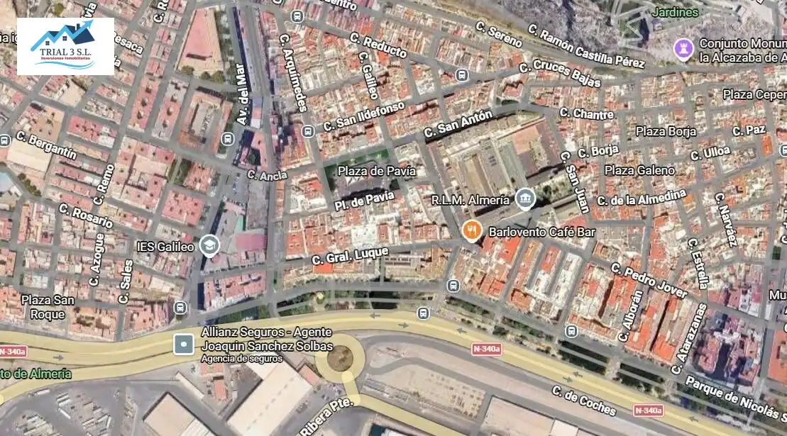 Vista exterior de Piso en venta en Almería