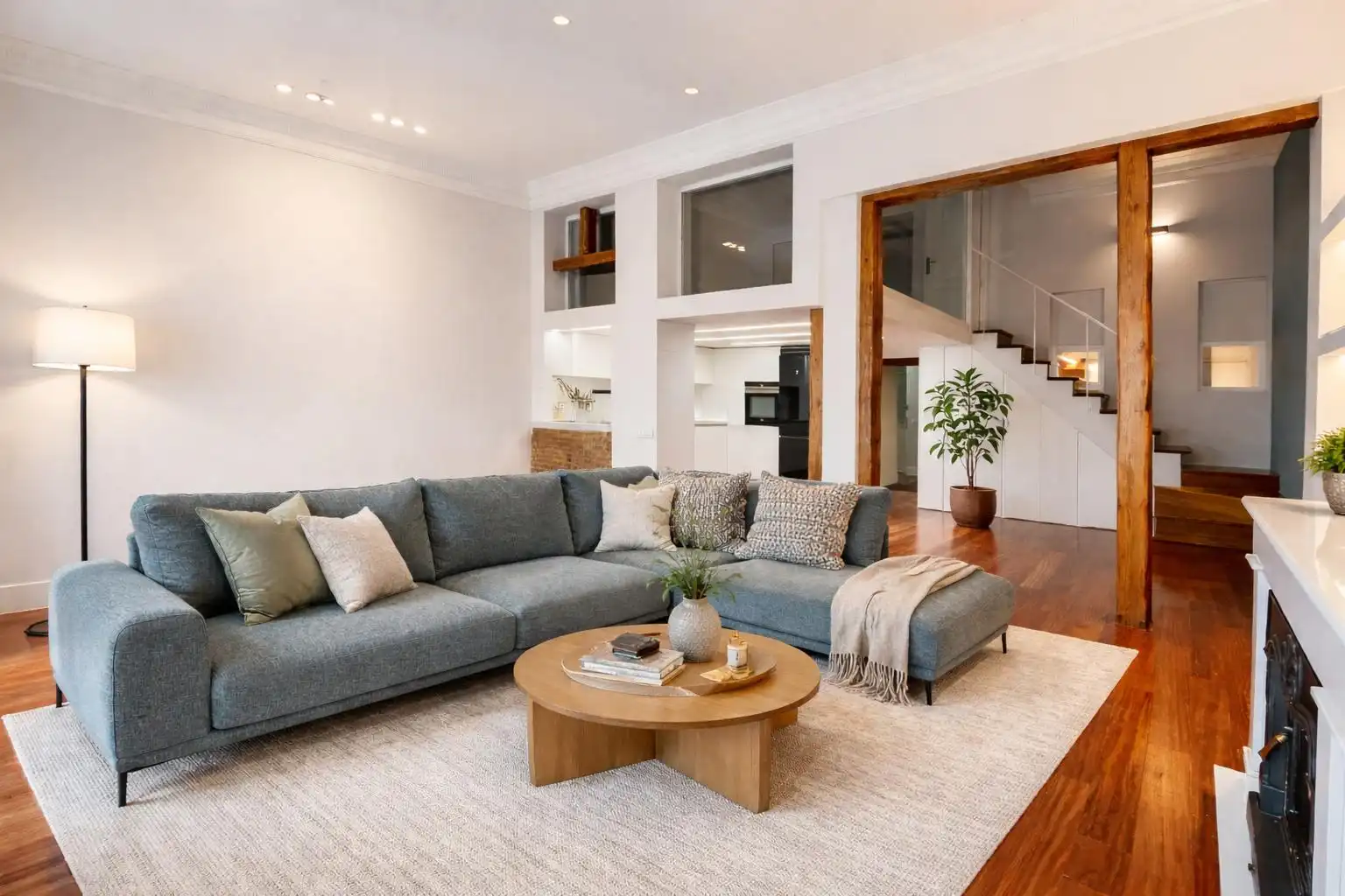 Sala d'estar de Dúplex de lloguer en  Madrid Capital amb Aire condicionat, Calefacció i Parquet