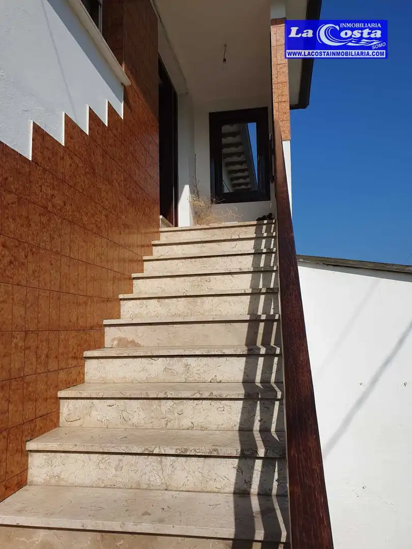 Casa o chalet en venta en Ribamontán al Mar con Jardín privado y Amueblado