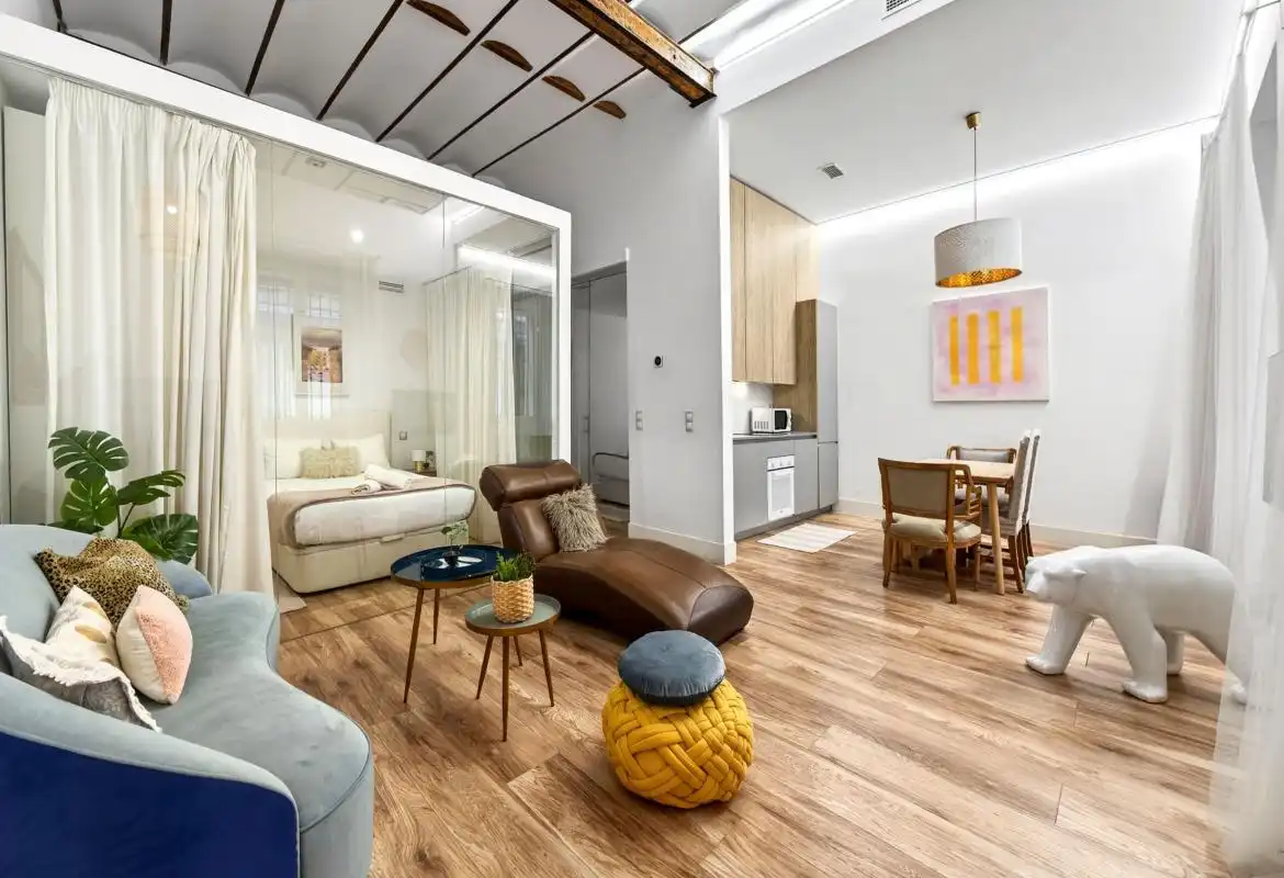 Living room of Ground floor for sale in  Madrid Capital  with Air Conditioner, Heating and Furnished