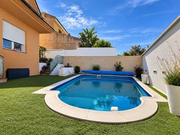 Haus mit Pool zum Verkauf in Dúrcal