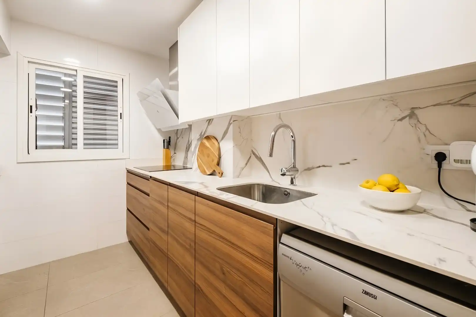 Kitchen of Flat for sale in Sant Cugat del Vallès  with Air Conditioner, Heating and Parquet flooring