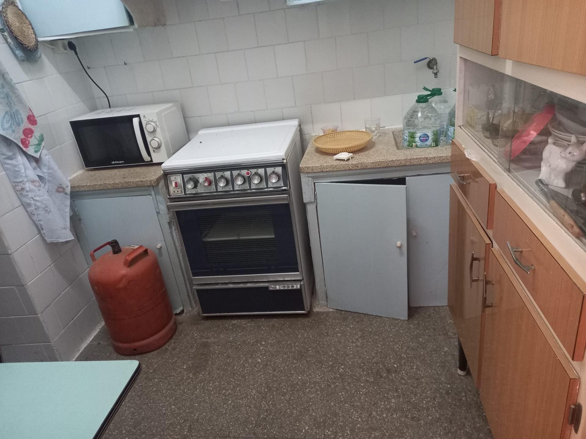 Kitchen of Planta baja for sale in Aspe