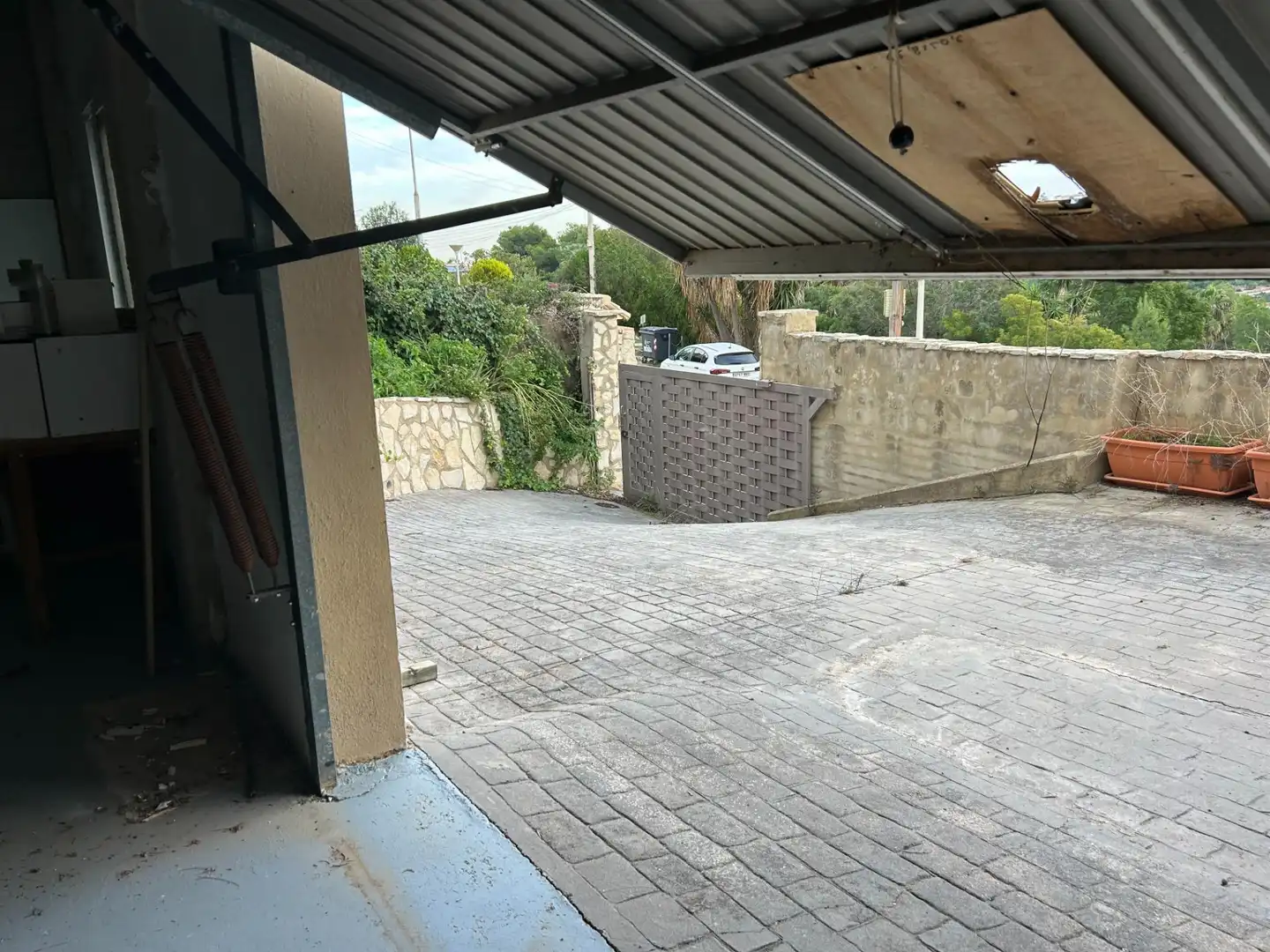 Parking de Casa o chalet en venta en Chiva con Calefacción, Jardín privado y Terraza