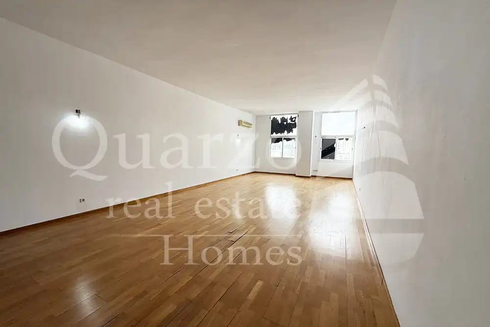 Flat with lift for sale in San Blas