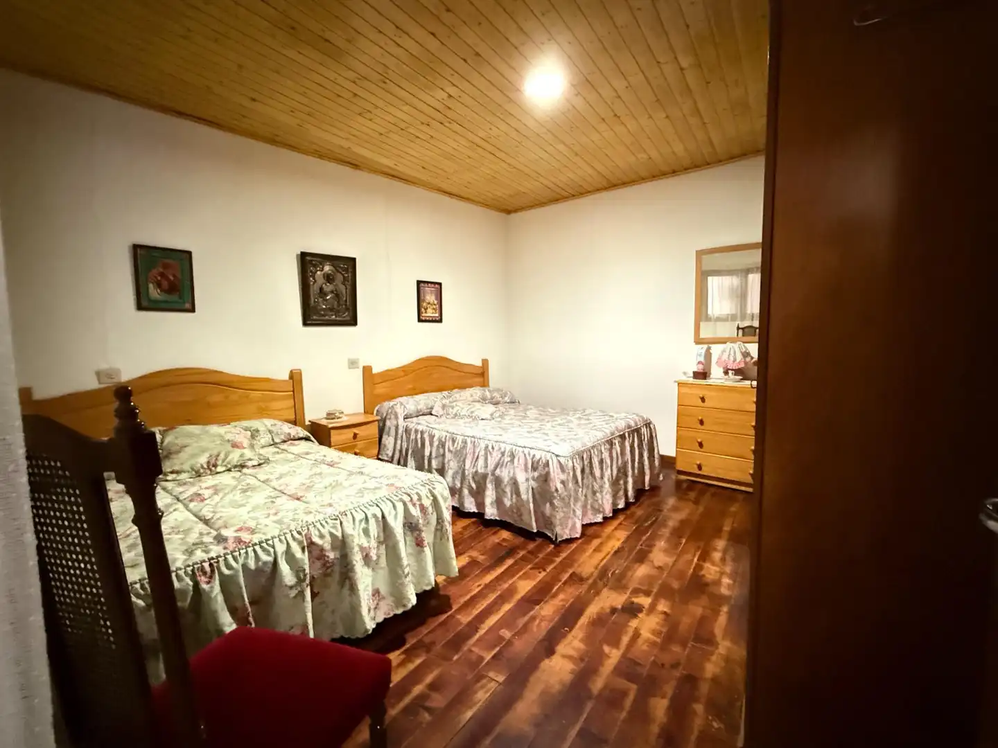 Dormitori de Casa o xalet en venda en Pantón amb Calefacció, Parquet i Traster