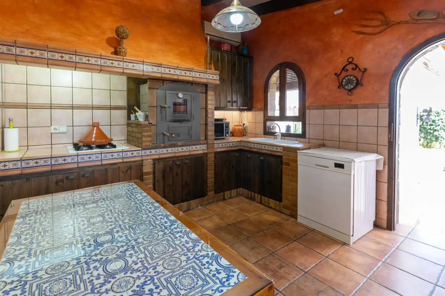 Cocina de Casa o chalet en venta en Elche / Elx con Aire acondicionado, Calefacción y Jardín privado