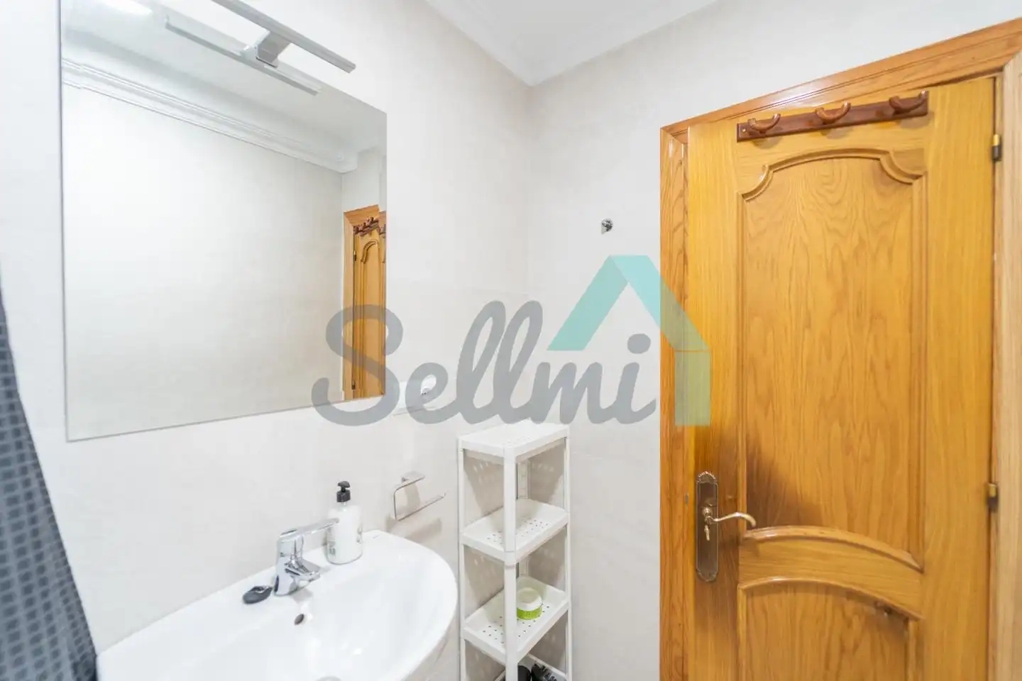 Badezimmer von Wohnung zur Miete in Parres mit Heizung, Parkett und Terrasse