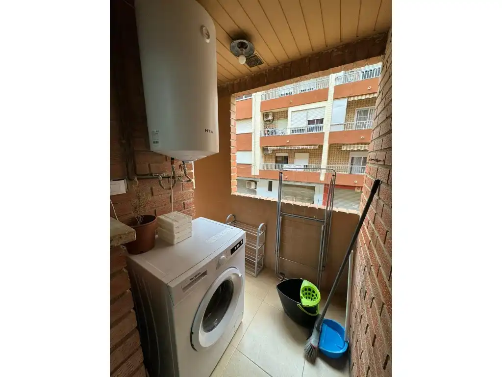 Terrassa de Pis de lloguer en Catarroja amb Aire condicionat, Moblat i Forn