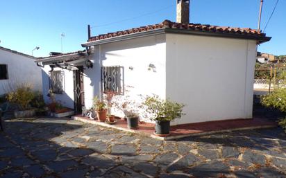 Vista exterior de Casa o xalet en venda en Fogars de la Selva amb Terrassa