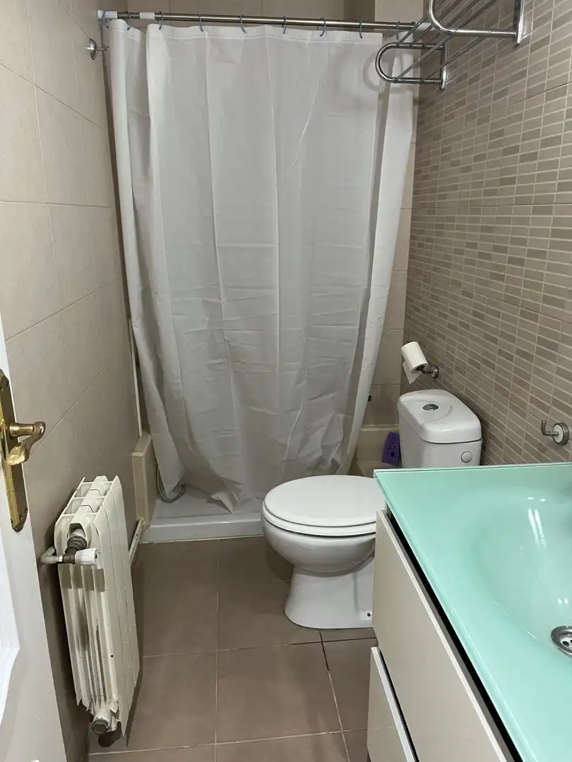Baño de Piso en venta en Sant Boi de Llobregat con Calefacción