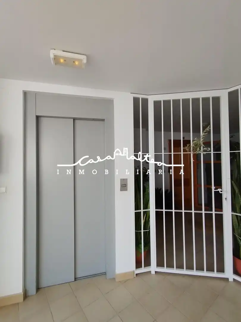 Vista exterior de Piso en venta en Altea con Aire acondicionado, Terraza y Balcón