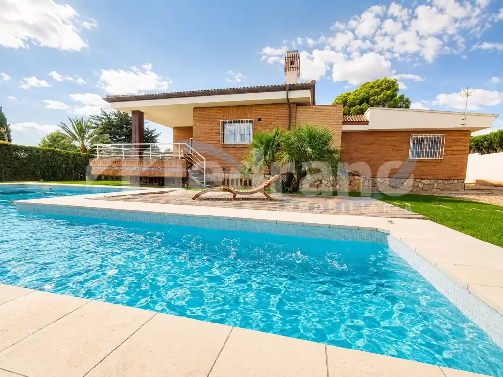 Villa avec terrasse à vendre à Urbanizaciones, imagen 5