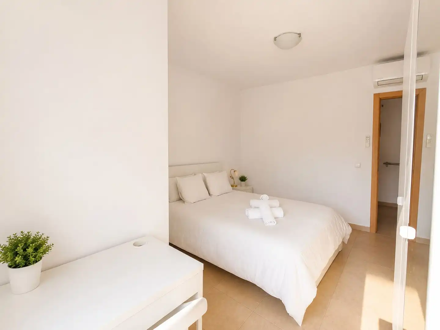Habitación de Casa o chalet en venta en Vilanova i la Geltrú con Aire acondicionado, Calefacción y Terraza