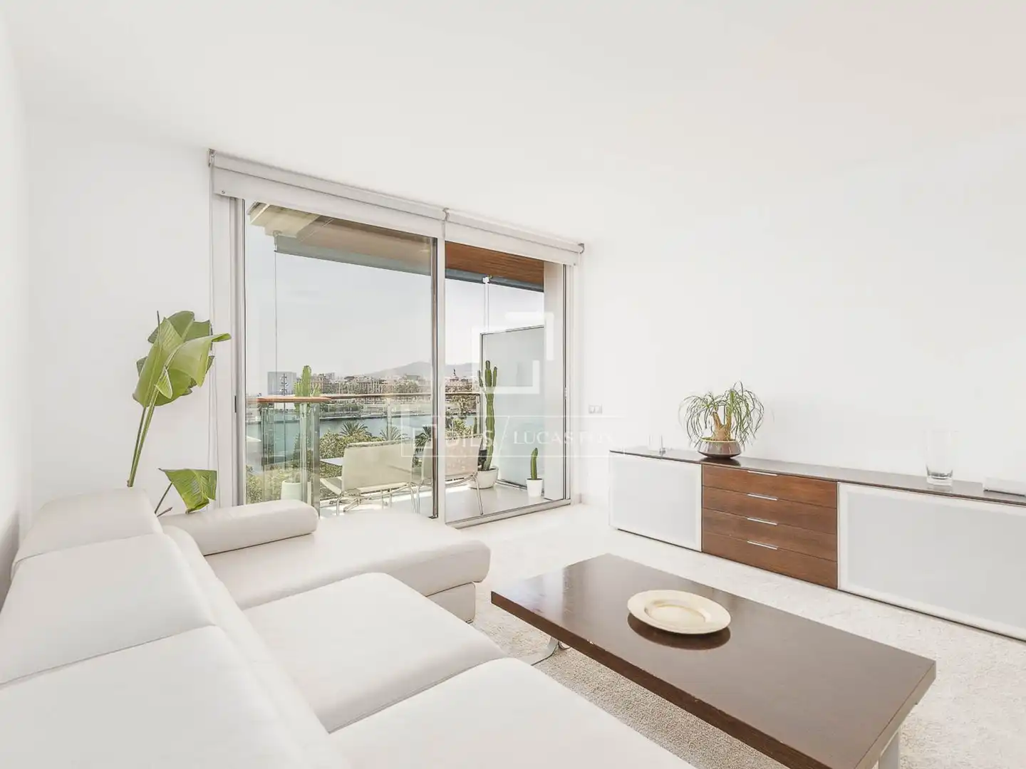 Sala d'estar de Àtic en venda en Barcelona amb Aire condicionat, Calefacció i Parquet