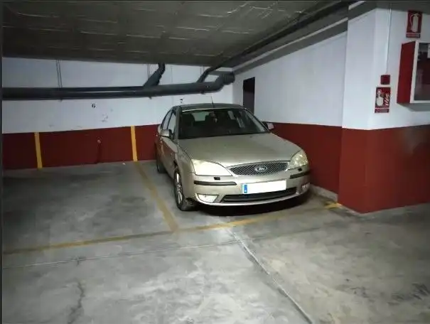Parking de Piso de alquiler en Málaga con Aire acondicionado, Calefacción y Amueblado