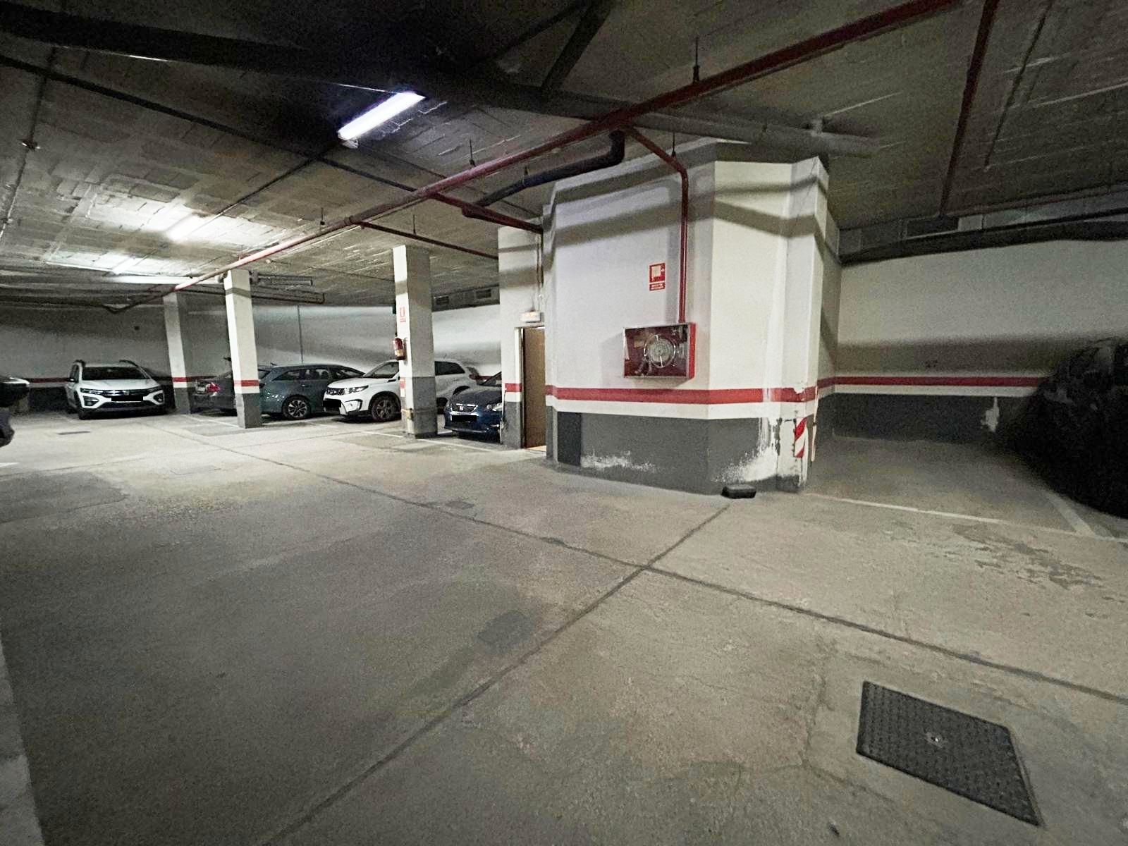 Aparcament de Garatge en venda en Sant Adrià de Besòs