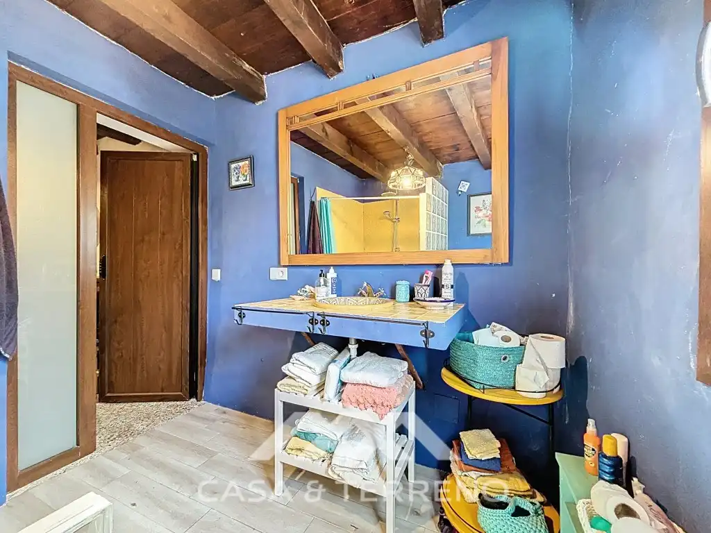 Bany de Casa o xalet en venda en Comares amb Aire condicionat, Jardí privat i Terrassa