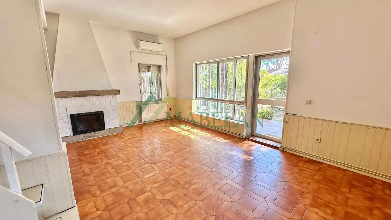 Living room of Houses for sale in Torrelodones  with Private garden and Terrace