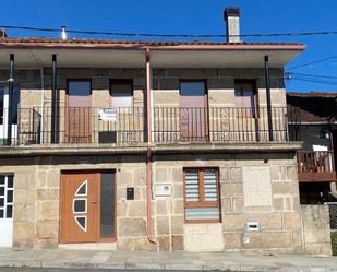 Vista exterior de Casa o xalet en venda en Maside amb Balcó