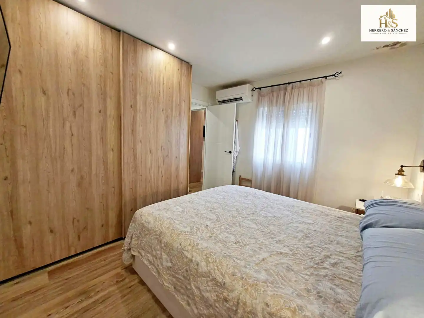 Dormitori de Casa o xalet en venda en Aspe amb Aire condicionat i Moblat