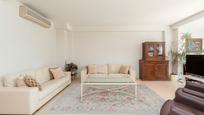 Sala d'estar de Apartament en venda en  Barcelona Capital amb Aire condicionat, Calefacció i Parquet