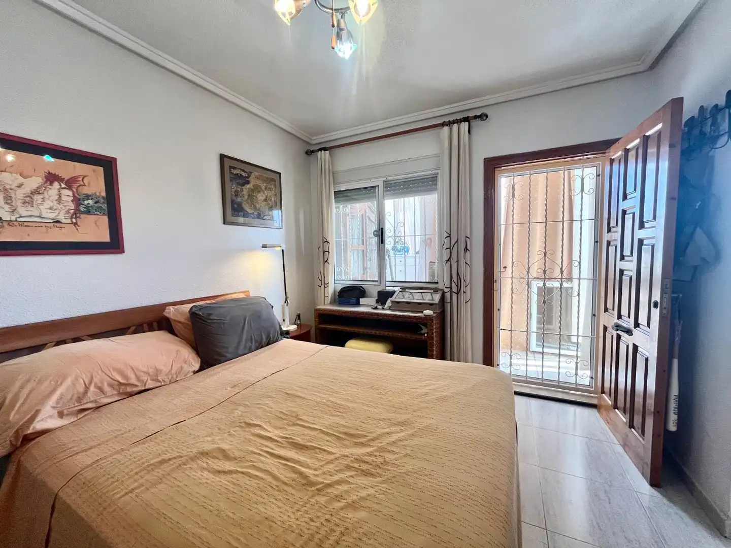 Bedroom of Houses for sale in Orihuela Costa