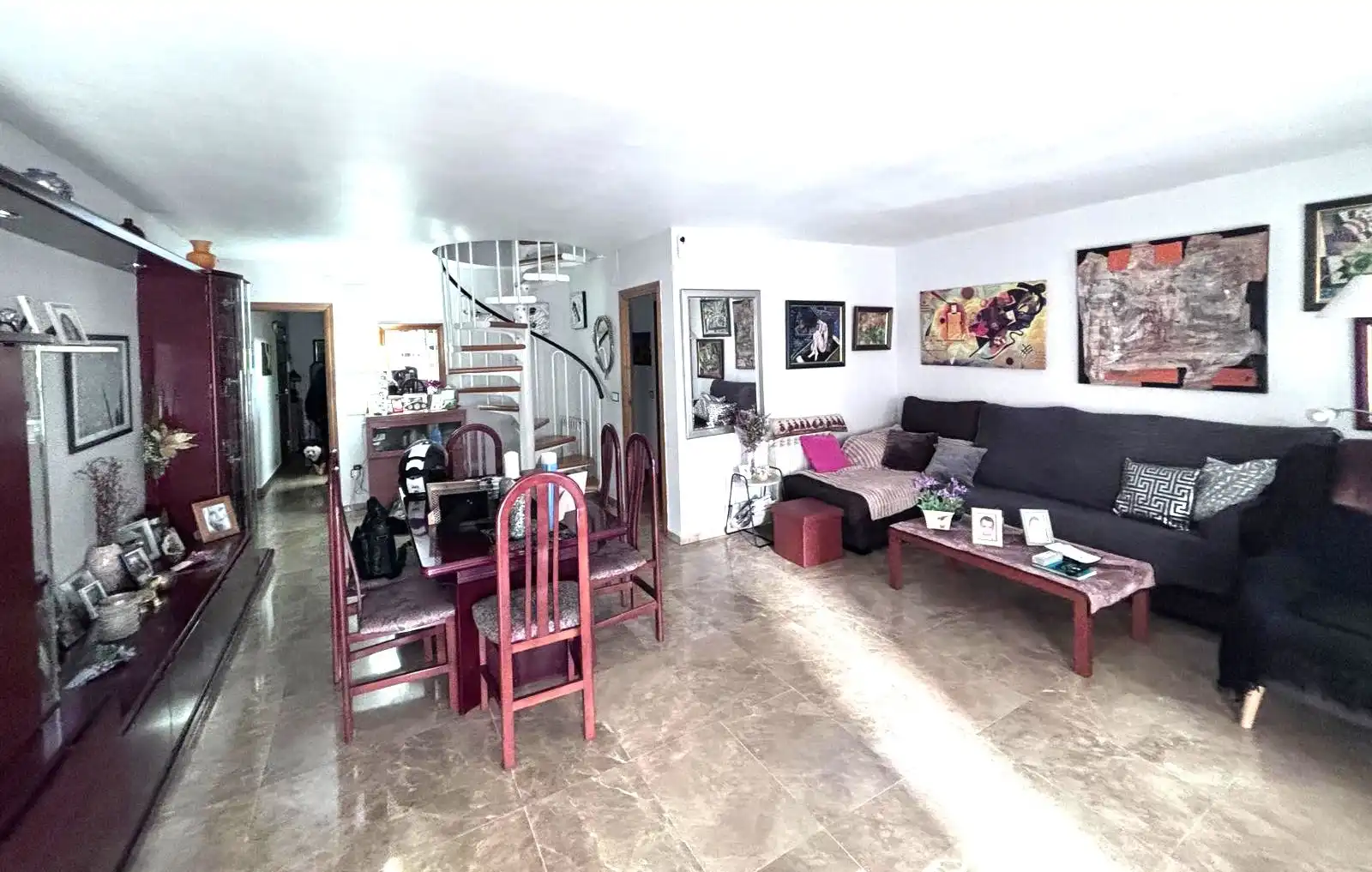 Wohnzimmer von Maisonette zum Verkauf in L'Hospitalet de Llobregat mit Klimaanlage, Heizung und Balkon