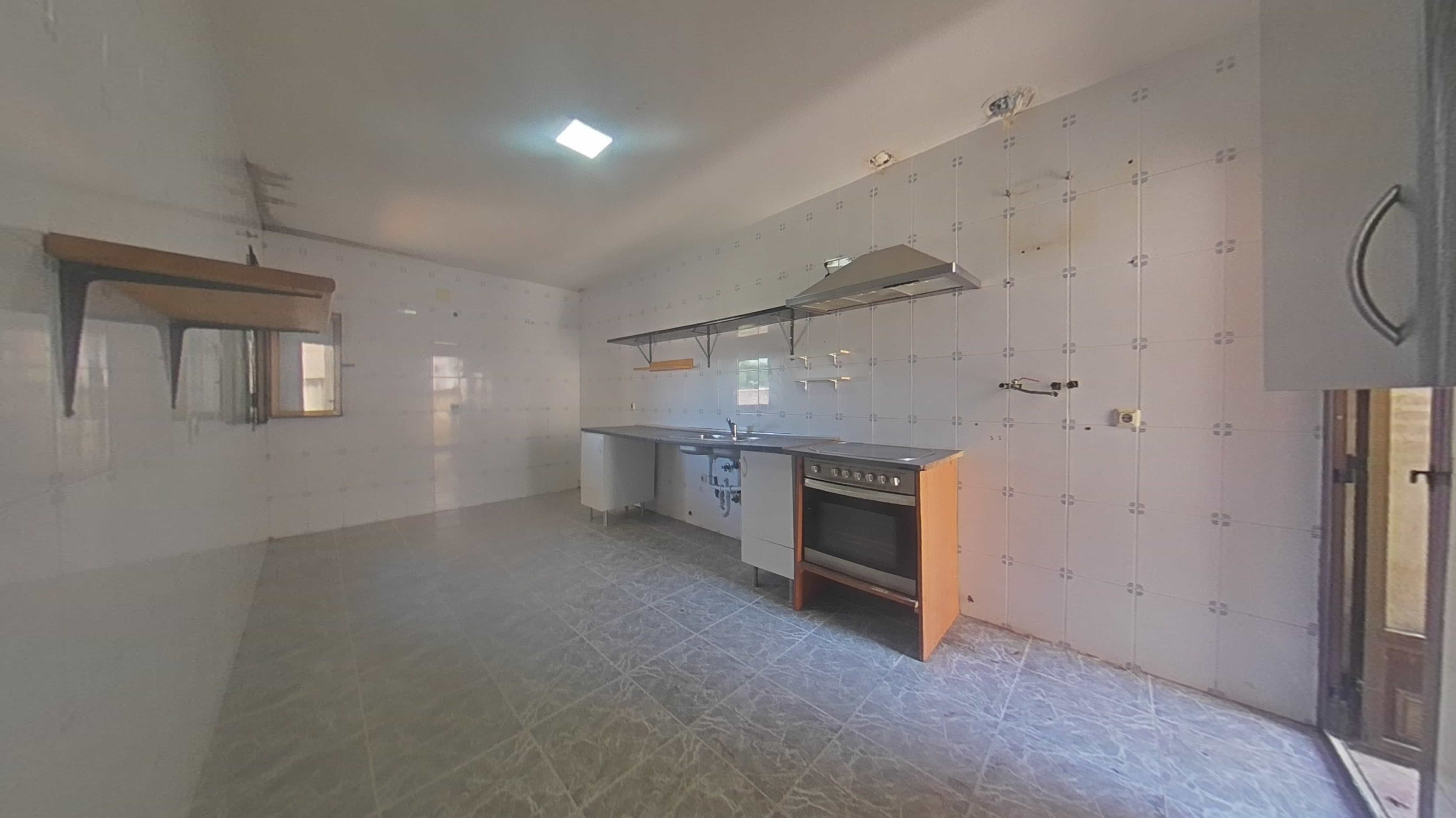 Kitchen of Single-family semi-detached for sale in Nambroca  with Private garden and Storage room