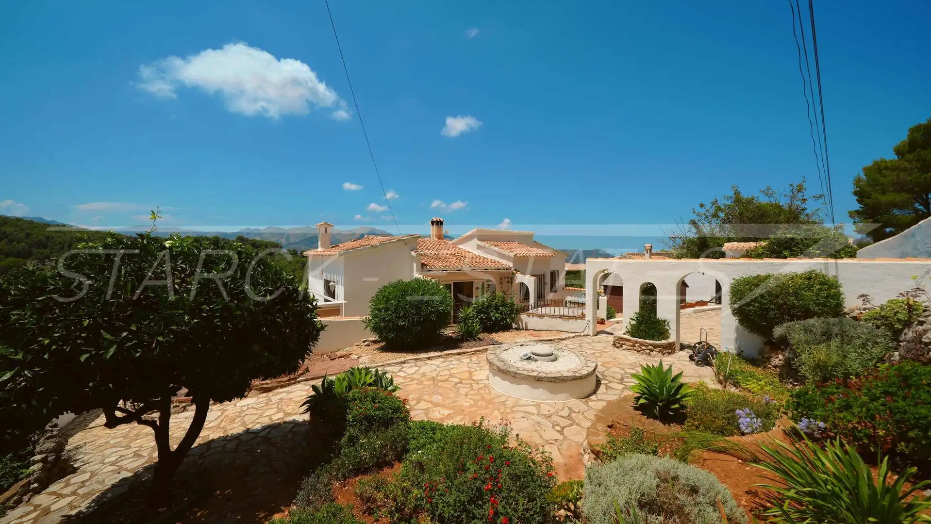 Vista exterior de Casa o xalet en venda en Benidoleig amb Aire condicionat, Jardí privat i Piscina