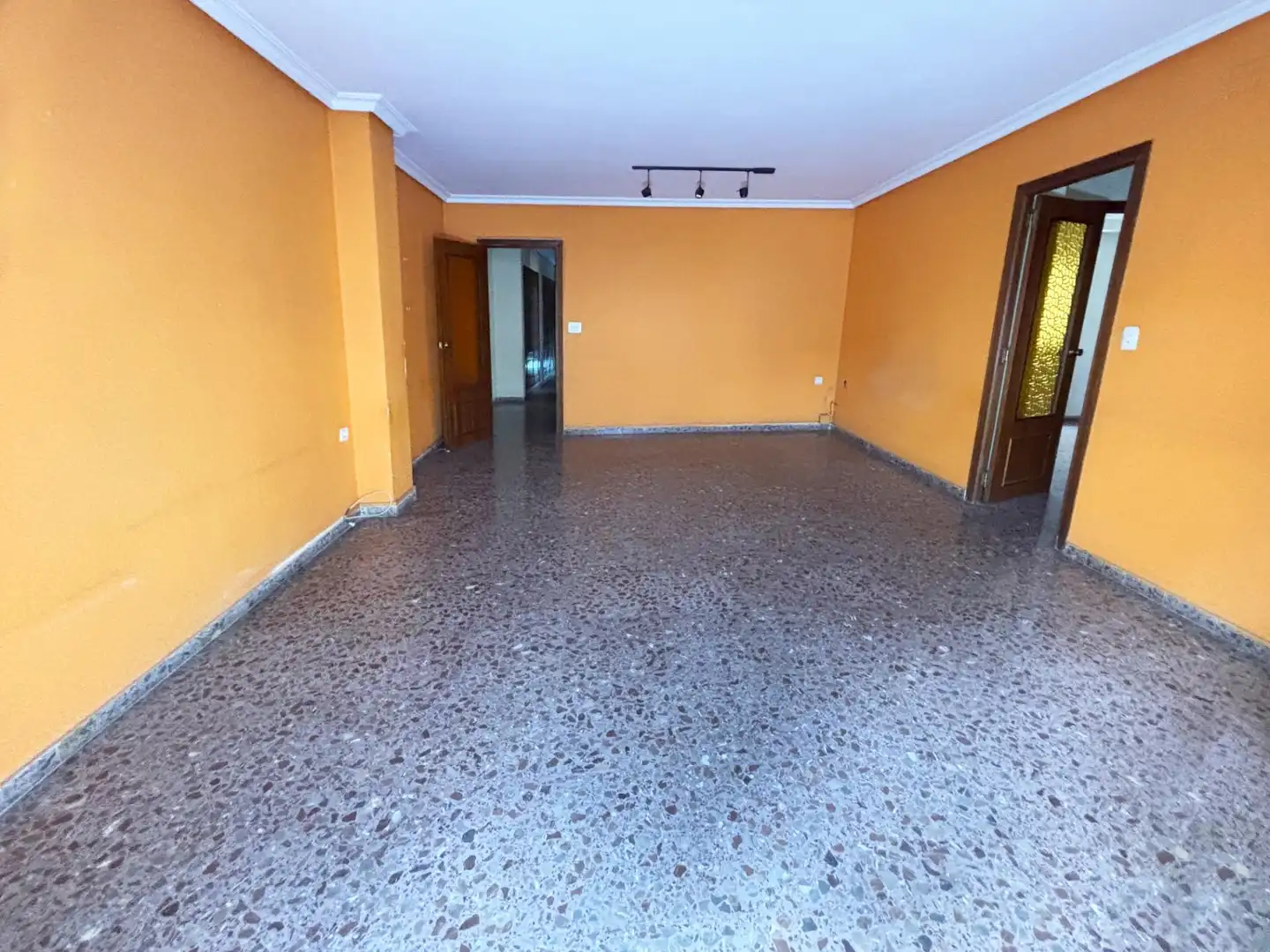 Wohnung zum Verkauf in Valencia mit Terrasse und Balkon