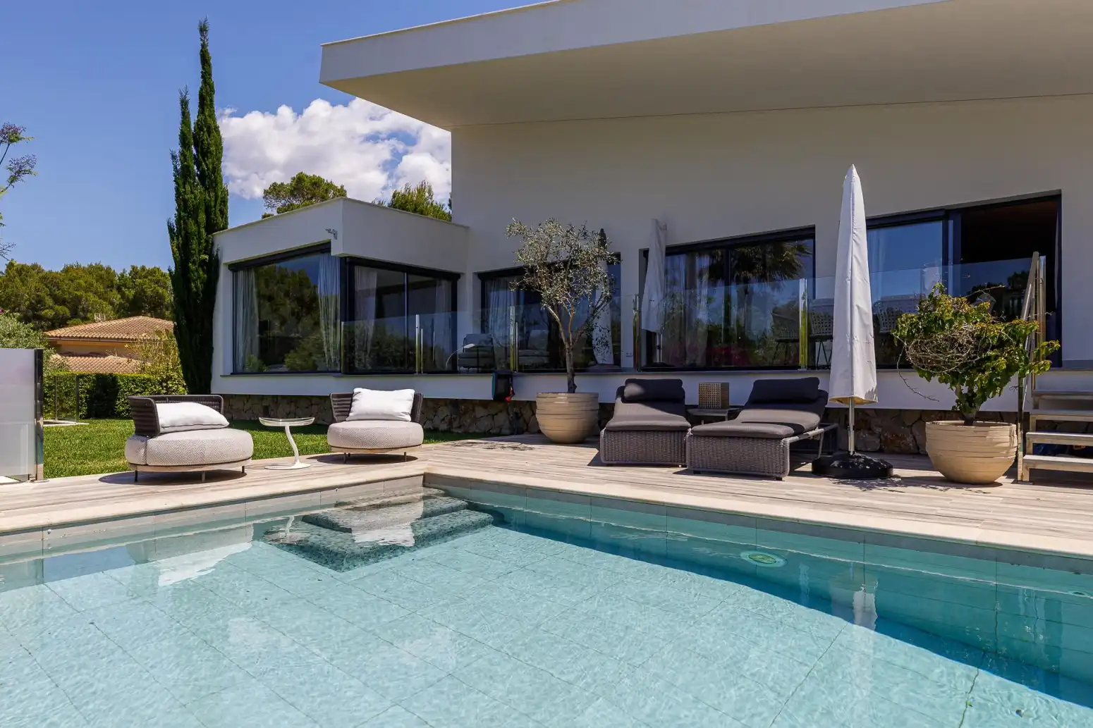 Piscina de Casa o xalet en venda en Calvià amb Aire condicionat, Calefacció i Parquet