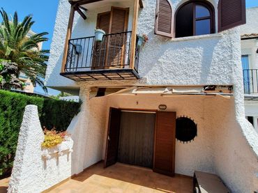 Terraced house with balcony for sale in Carrer Conde Bau 12