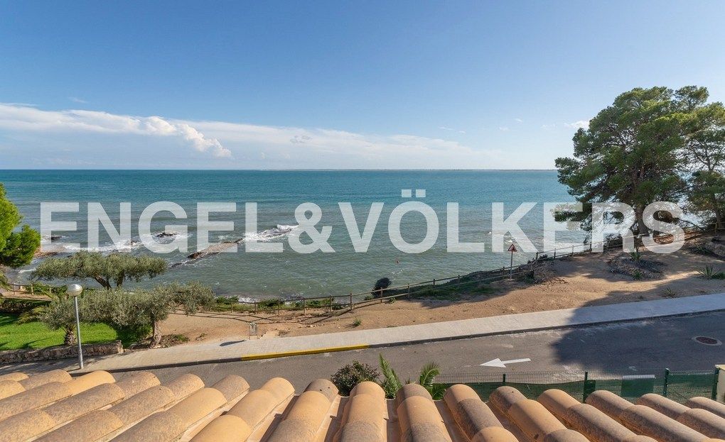 House or chalet for sale in L'Ampolla  with Air Conditioner, Private garden and Terrace
