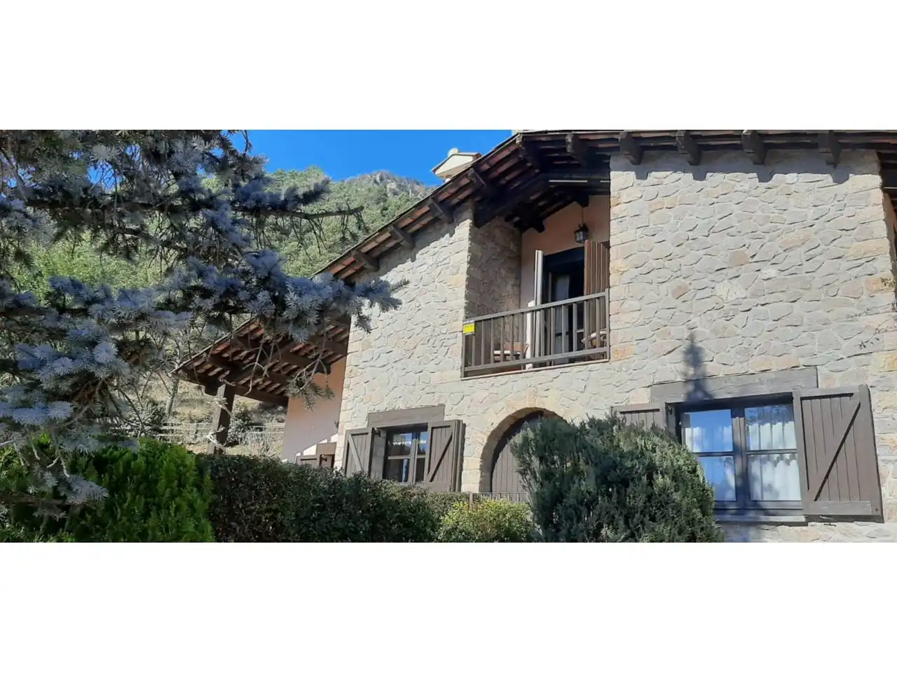 Vista exterior de Casa o chalet en venta en Castell de l'Areny con Calefacción, Jardín privado y Terraza