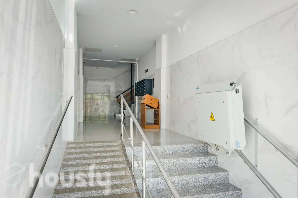 Piso con terraza en venta en Passeig de la Salzereda ., imagen 5