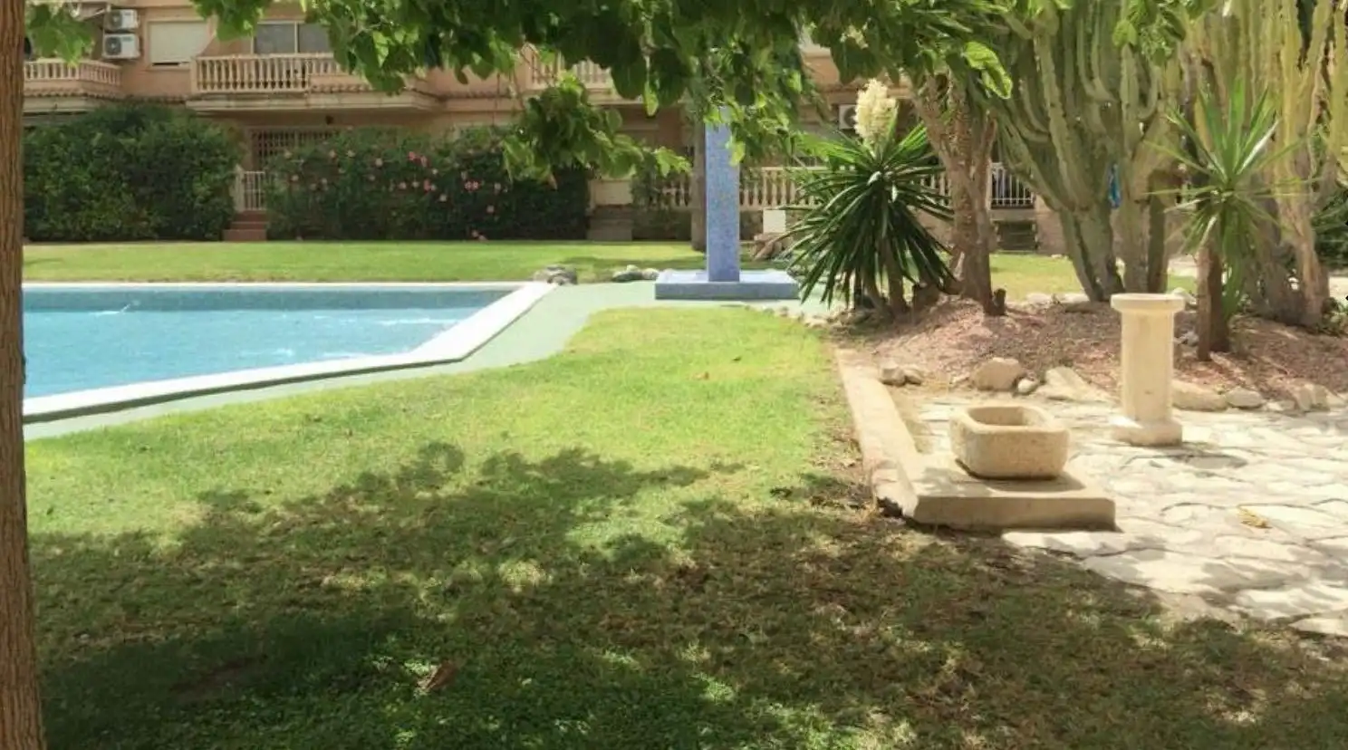 Piscina de Apartamento en venta en El Campello con Terraza