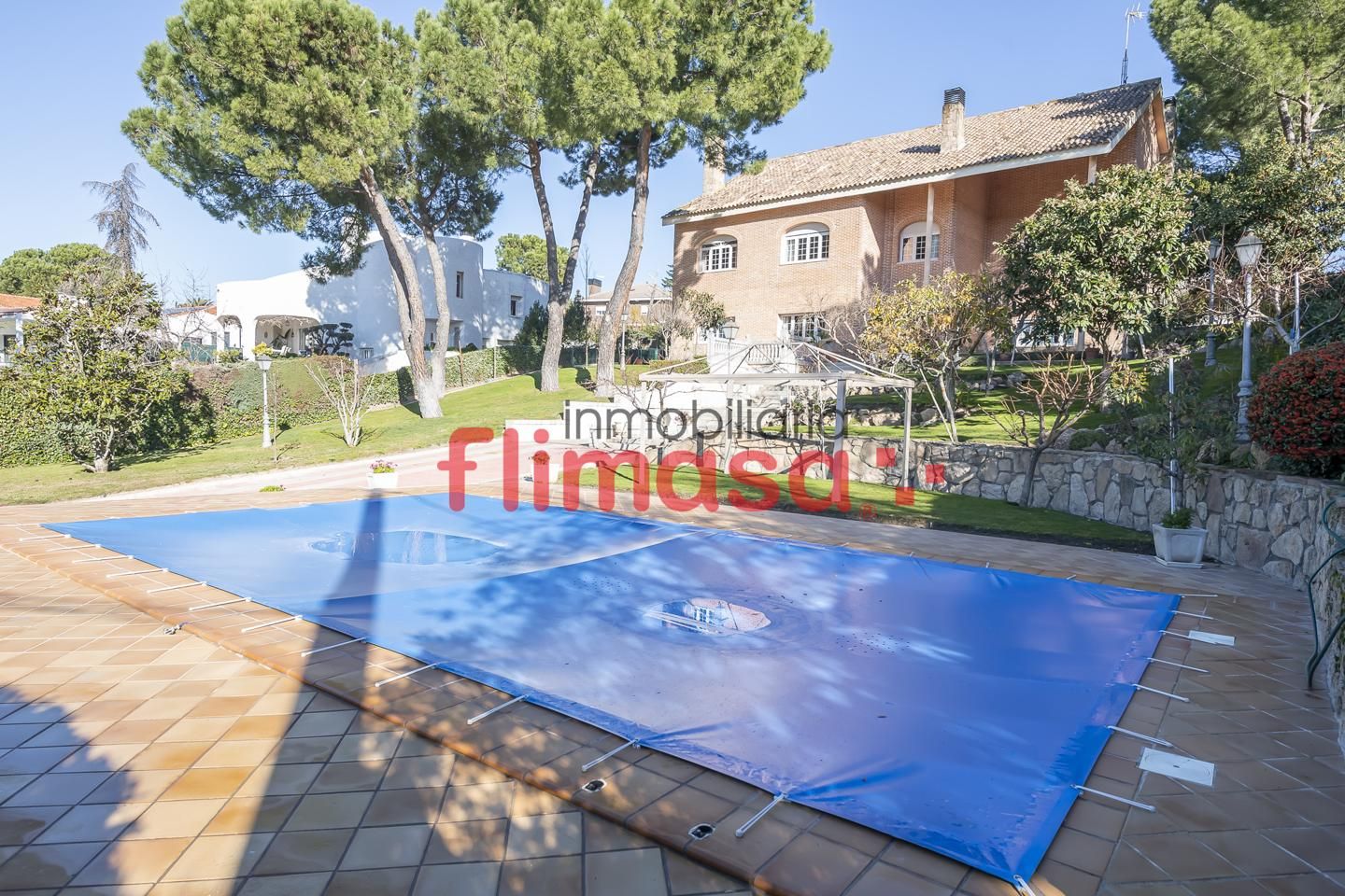 Piscina de Casa o xalet en venda en Villaviciosa de Odón amb Aire condicionat, Calefacció i Jardí privat