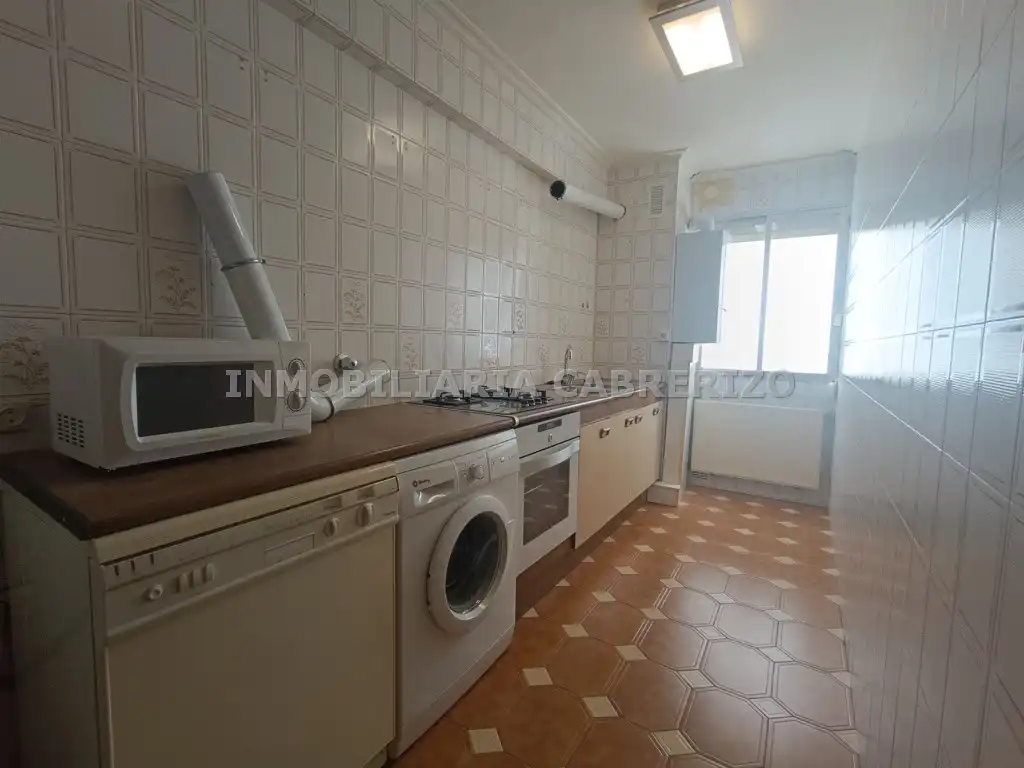 Kitchen of Apartments for sale in  Logroño  with Heating, Terrace and Storage room