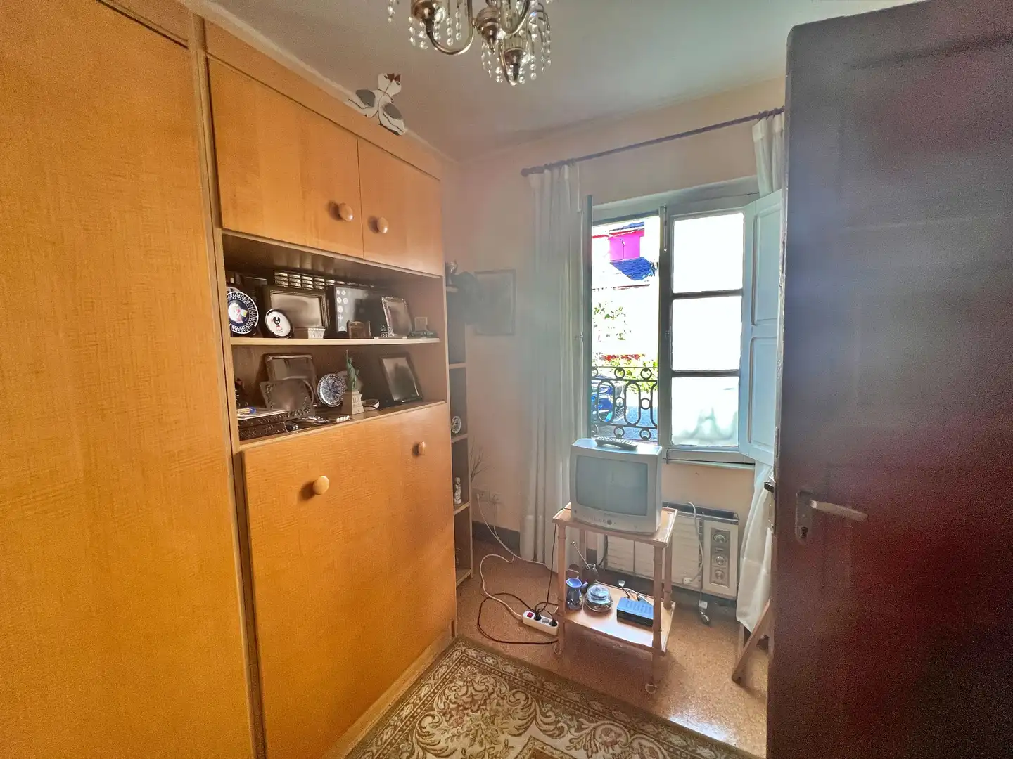 Dormitori de Casa o xalet en venda en Lugo amb Calefacció, Jardí privat i Rentadora