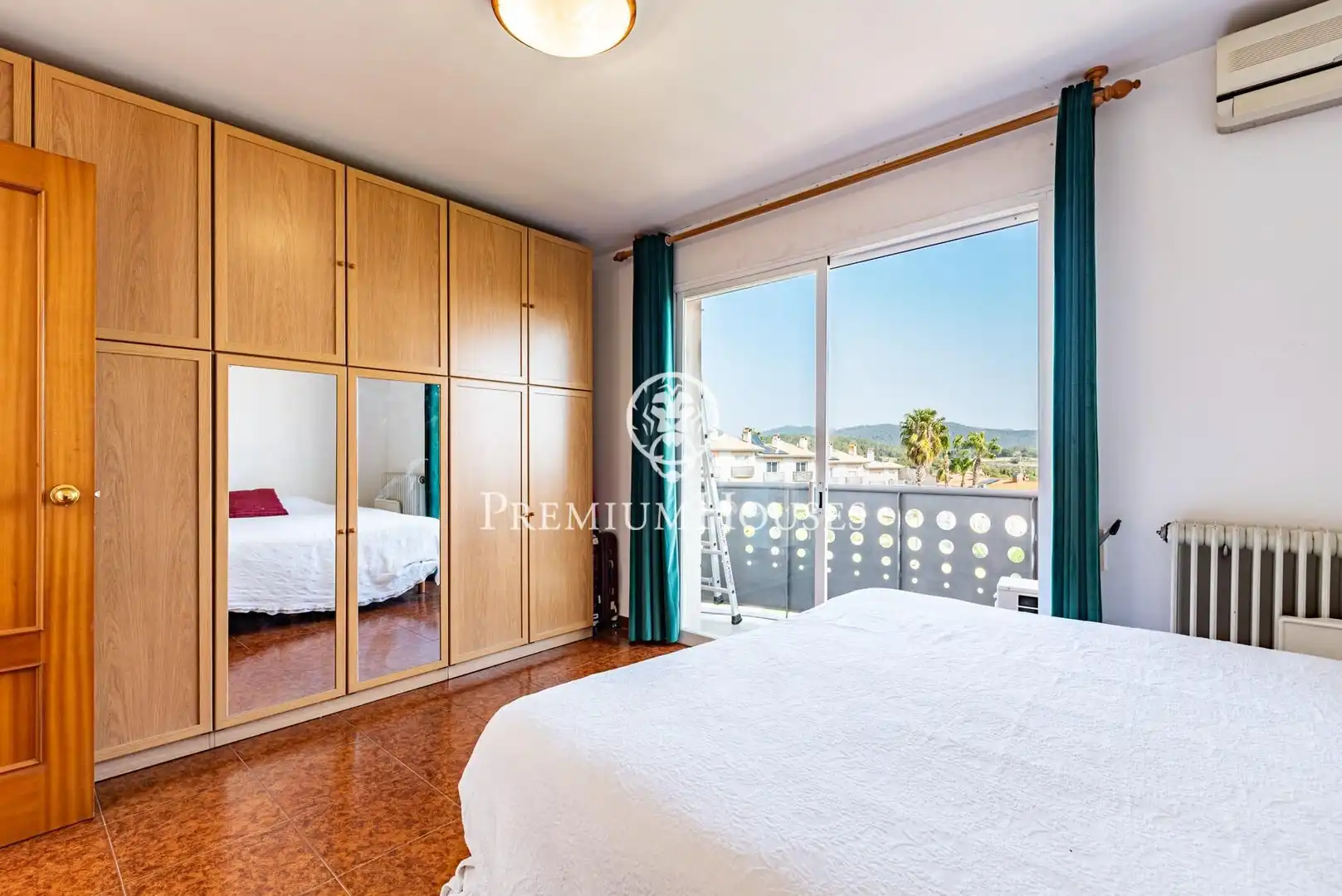 Bedroom of Detached homes for sale in Sant Pere de Ribes  with Air Conditioner, Heating and Private garden
