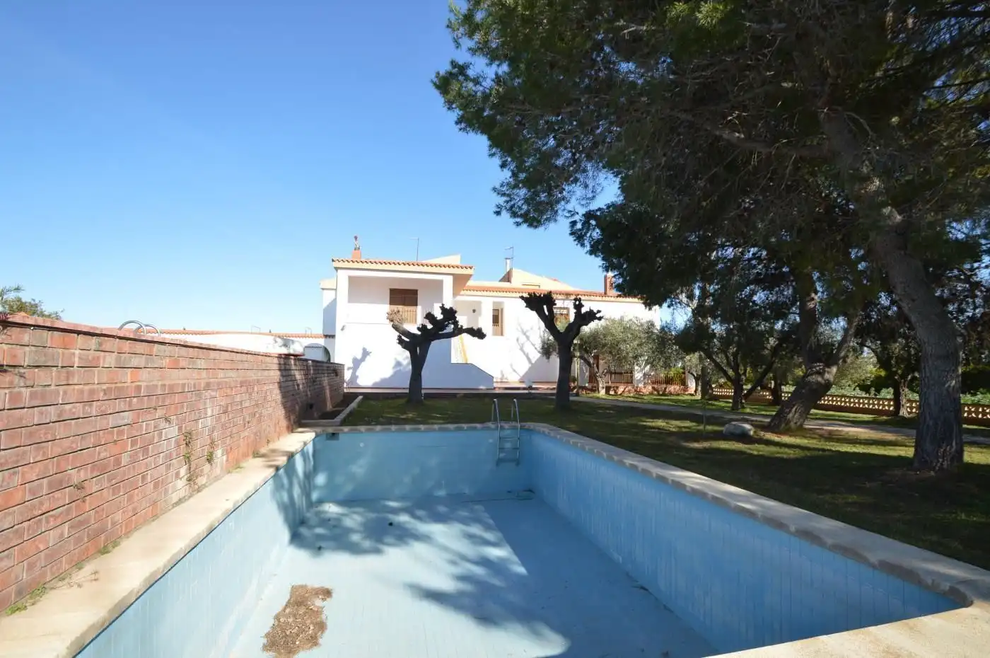 Piscina de Casa o chalet en venta en Benicarló con Aire acondicionado, Calefacción y Jardín privado