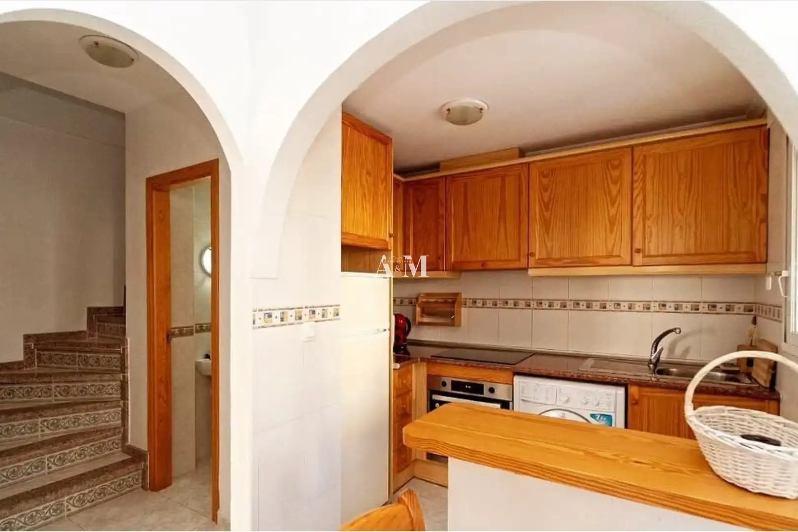 Cocina de Casa adosada de alquiler en Torrevieja con Aire acondicionado, Jardín privado y Terraza