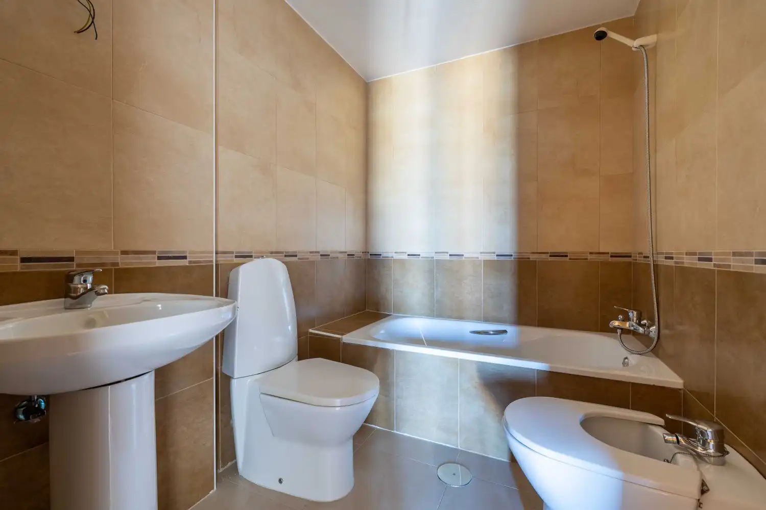 Badezimmer von Wohnung zum Verkauf in Murcia mit Parkett, Abstellraum und Balkon