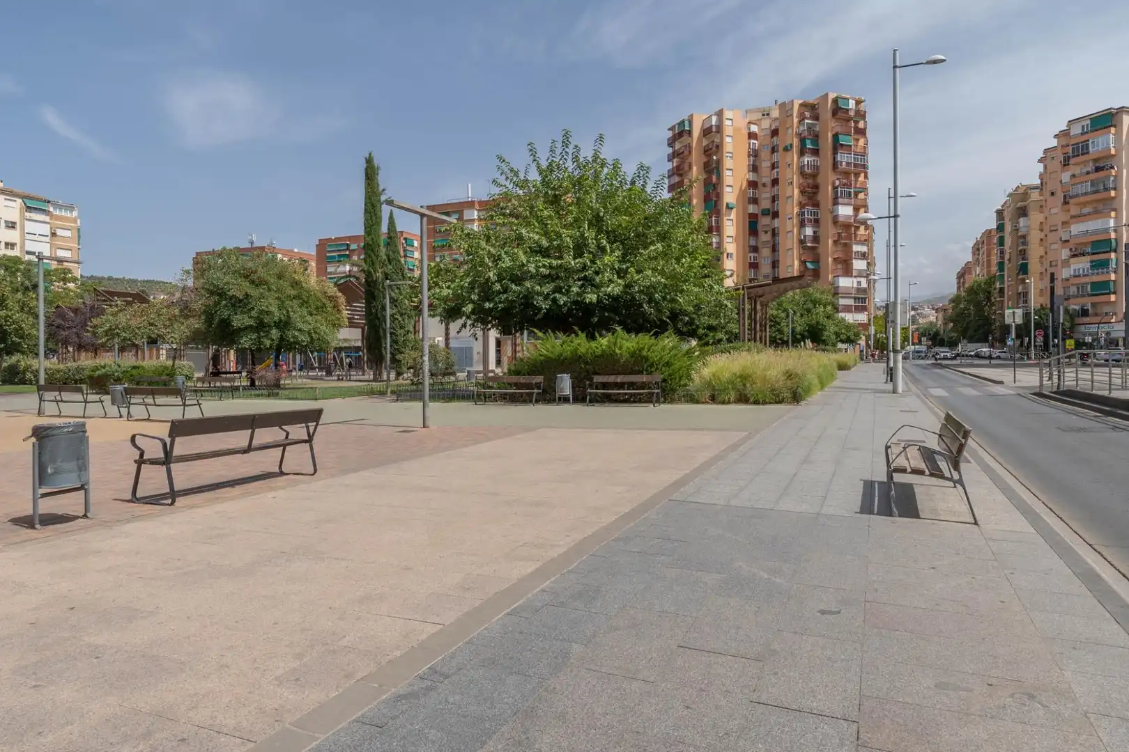 Vista exterior de Piso en venta en Granada con Aire acondicionado y Amueblado
